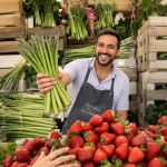 Asperges et fraises en abondance : les consommateurs sont aux anges sur le marché local